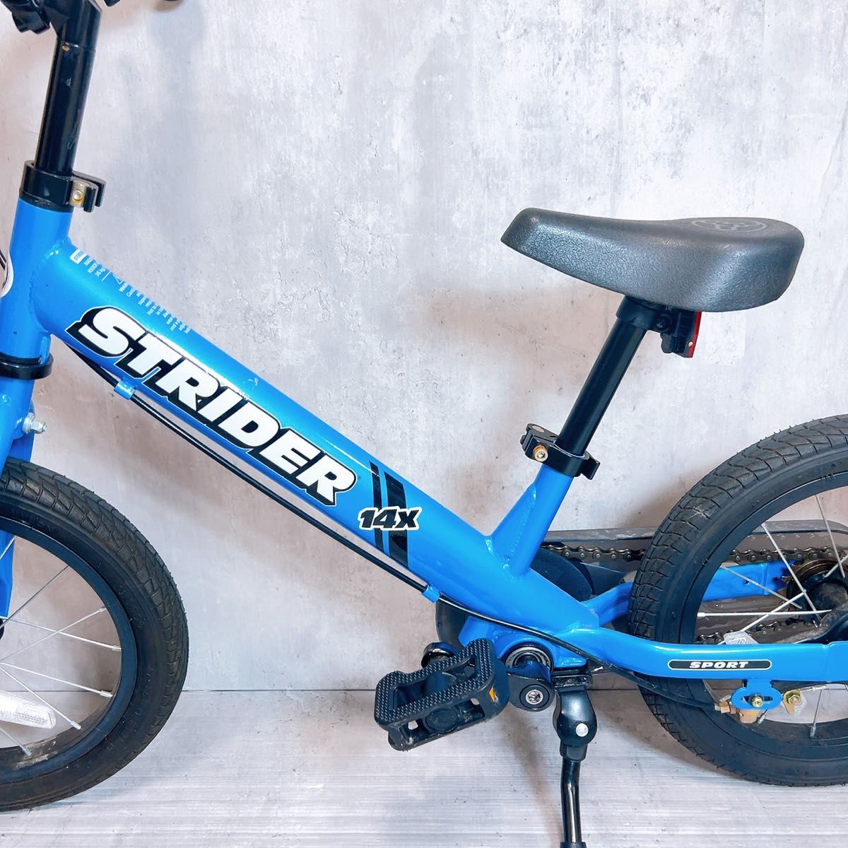 美品 STRIDER ストライダー 14X ブルー スタンド付 青 子供用自転車