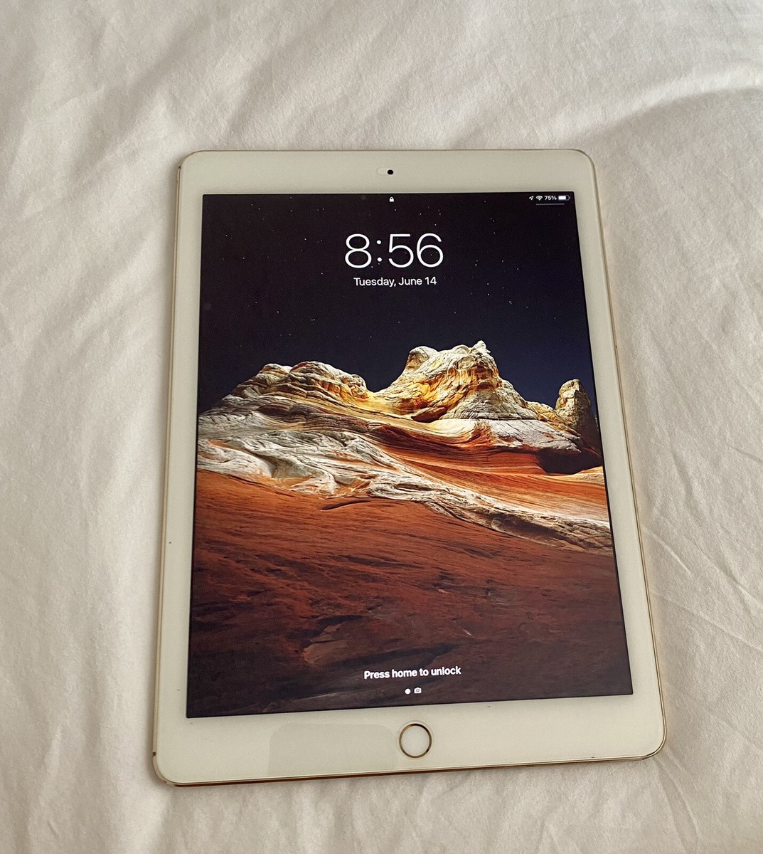 Apple iPad Air 2 64GB, Wi-Fi, 9.7in - Gold (CA) | eBay
