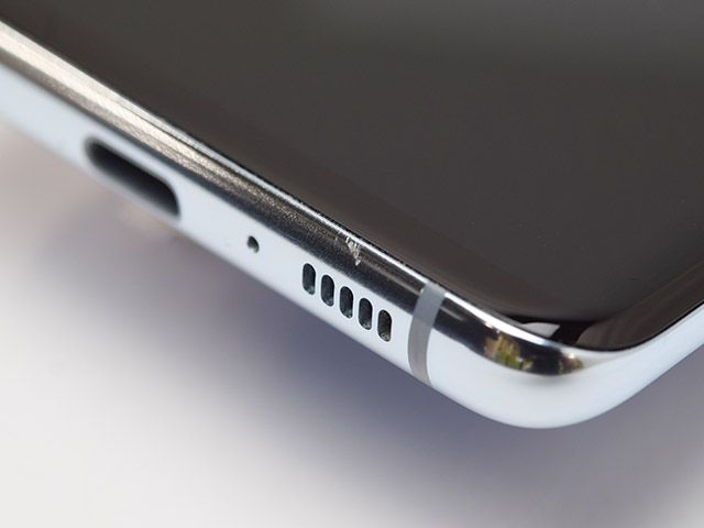 iPhone7 32GB A1779 (MNCF2J/A) シルバー【国内版 SIMフリー】|中古