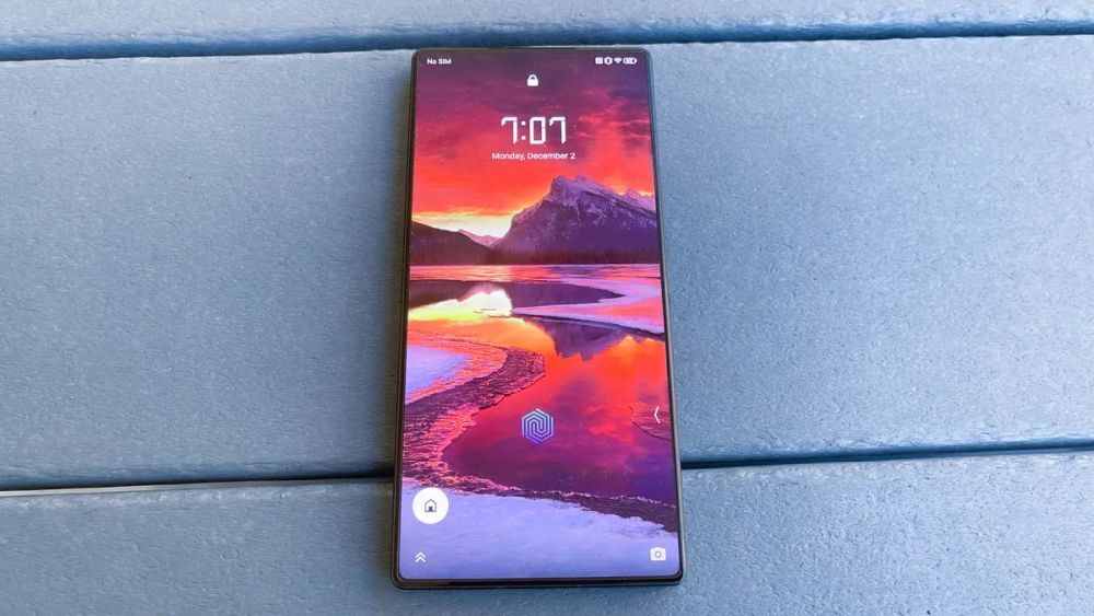 スナドラ8 Elite搭載なのに安価、ゲーミングスマホ「REDMAGIC 10 Pro