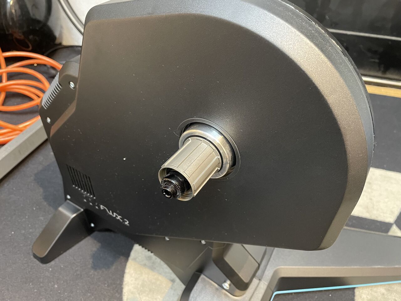 TacxスマートローラーでZWIFT生活を始めましょう！【FLUX 2 Smart紹介