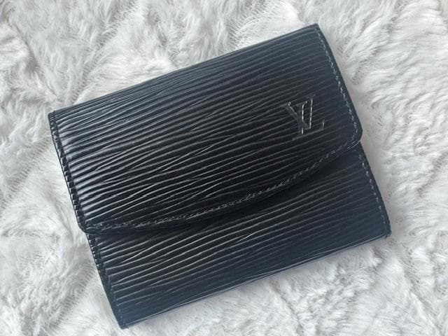 【美品】(°▽°)!!専用　ルイヴィトン 小銭入れ エピ 黒 鑑定済 ルイヴィトン エピ 美品 コインケース 小銭入れ｜Yahoo!フリマ