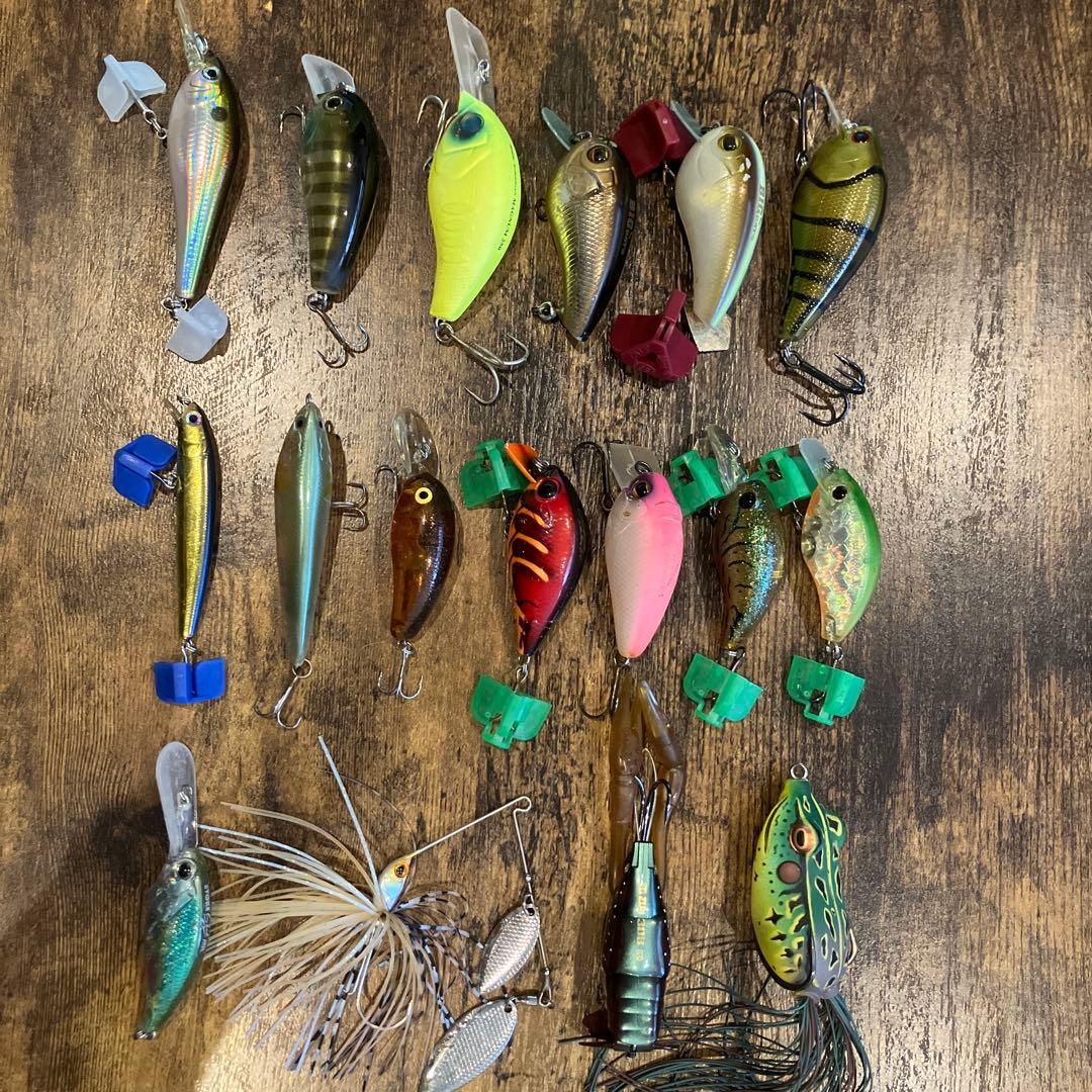 クランクベイトメイン27個セットと スモラバ10個セット、フック、シンカーセット クランクベイトメイン27個セットと スモラバ10個セット、フック