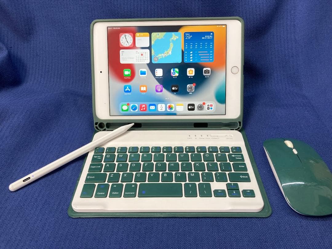 iPad本体 iPad mini 4 + Apple Pencil + Keybord アップル、12.9インチの「iPad Pro」と「iPad mini 4」--ペンや