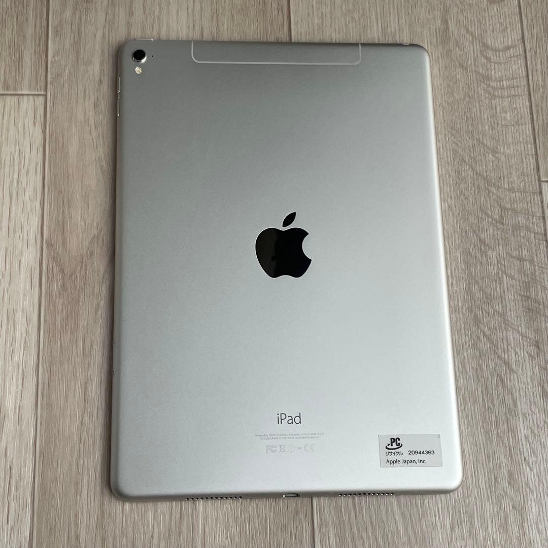 iPad Pro 32GB 12.9インチ A1674 第1世代 ケース付き iPad Pro 12.9インチ用2015モデル第一世代/2017モデル第二世代/2020