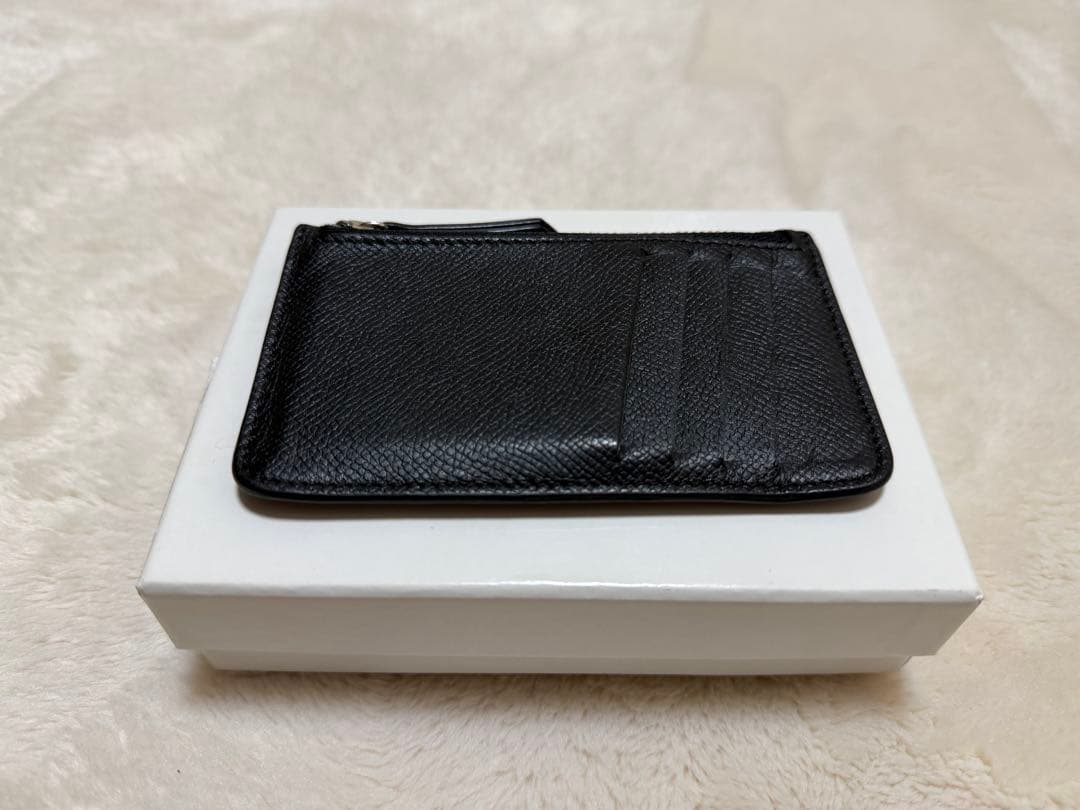 ブラックレザー ケース ジッパー付き WILDER Cosmetic Organizer Case 化粧 ポーチ | GUESS(ゲス) JAPAN