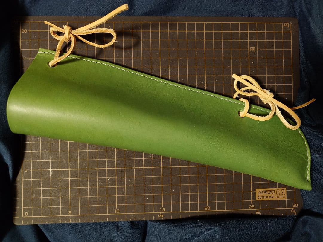 緑色 本革 コントラバス 弓ホルダー 弓ホルスター ハンドメイド レザー 0_6259cdd07266930485e8f49c715e